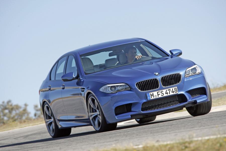  BMW M5 2011 года  (фото 234 из 344)